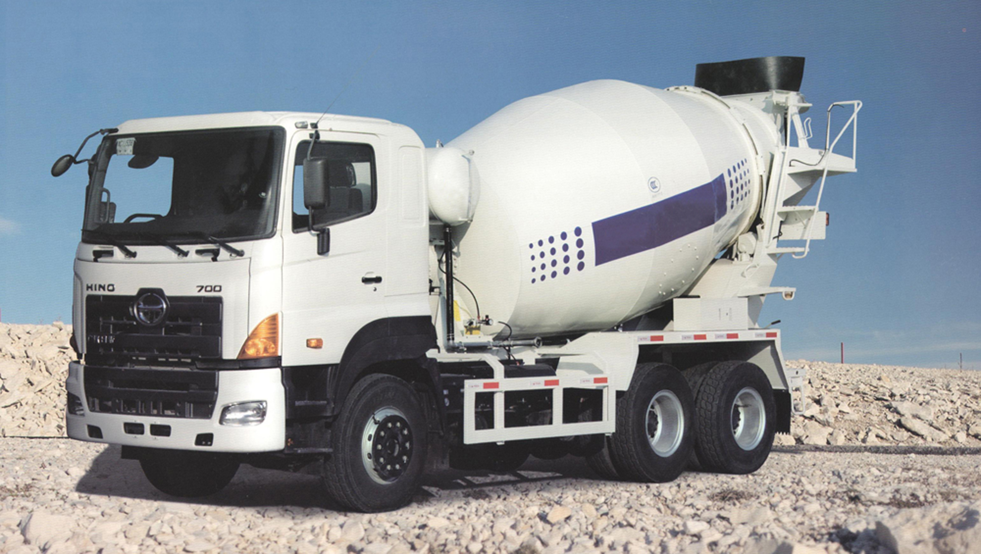 Why Does Small Concrete Mixer Trucks Body Color Is White HAOMEI