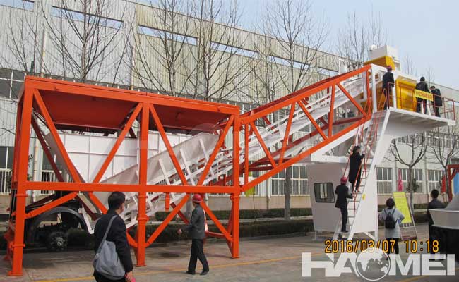 mobile concrete batch plant price