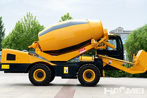 self loading concrete mixer machine
