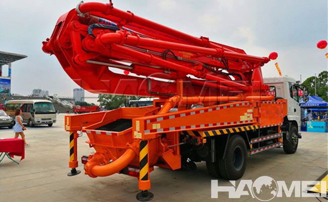 concrete pump truck cost