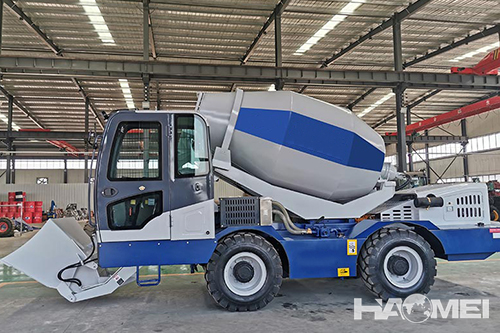 self loading concrete mixer sold in china